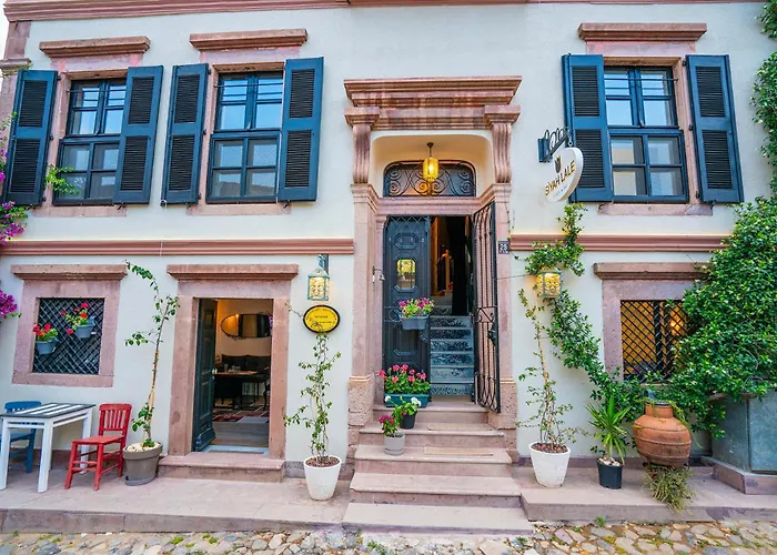 Siyah Lale Cunda 1841 (adults Only) 2*