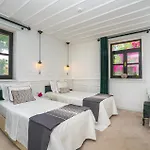 Siyah Lale Cunda 1841 (adults Only) Cunda