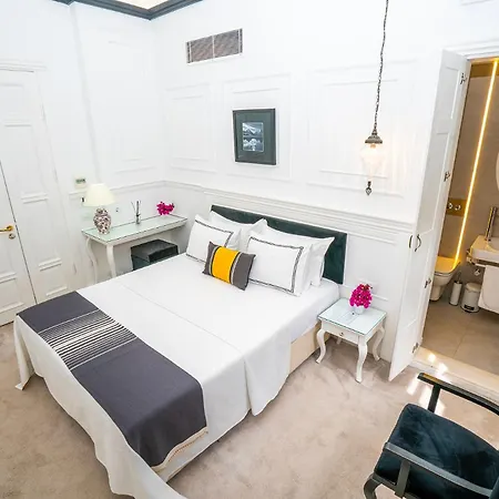 Hotel Siyah Lale Cunda 1841 (adults Only) 2*