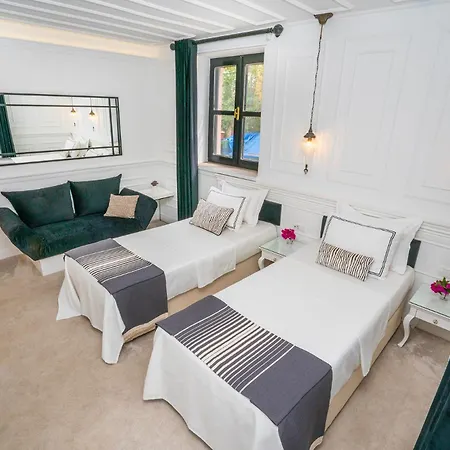فندق Siyah Lale 1841 (adults Only) 2*