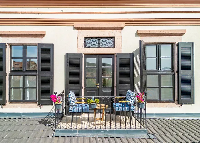 Siyah Lale Cunda 1841 (adults Only) 2*